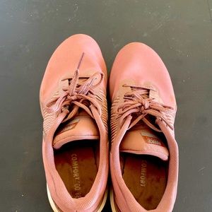 Comfy Nike walking shoes